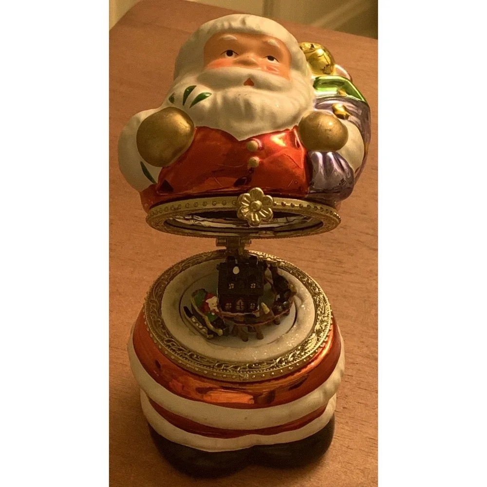 Mr. Christmas Porcelain Animated Santa Music Box Revolving‎ Santa Sleigh Video